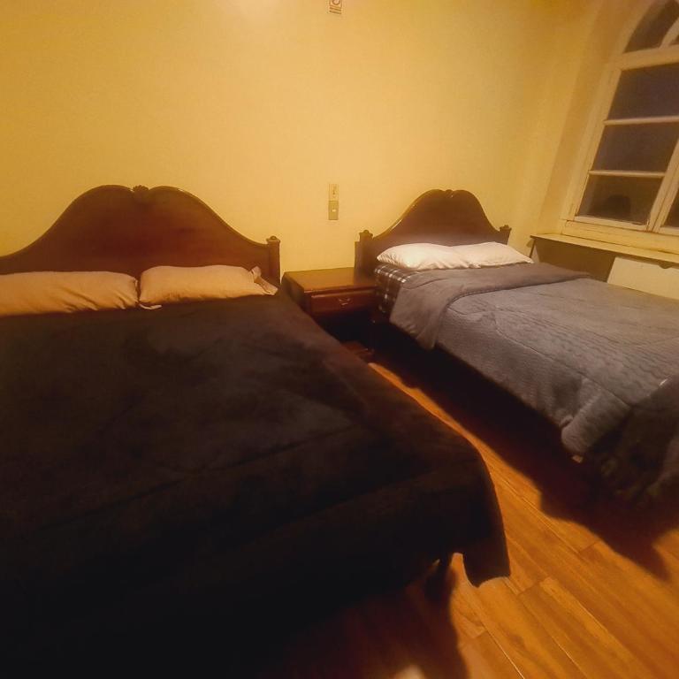 Hotel Luis cordero - Habitación Cuádruple Económica - 9