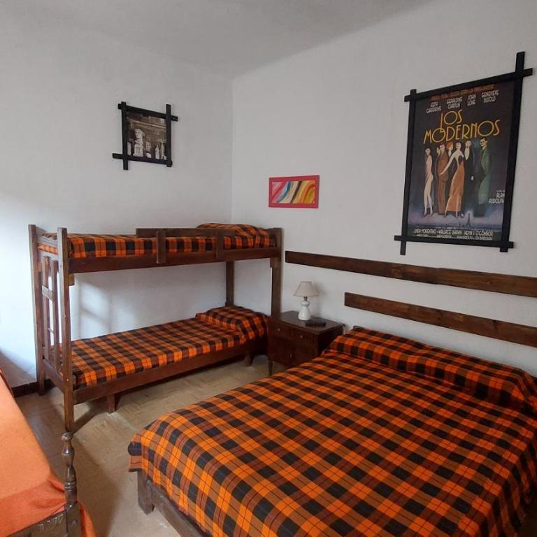 Hostería Almirante Brown - Habitación Familiar - 1