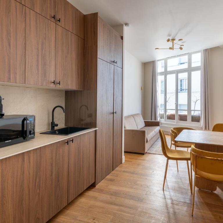 Elegant 1BDR Paris Getaway for 4 near Bastille - Appartement - 2