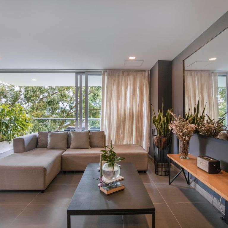 Luxury Apartment Poblado - Three-Bedroom Apartment - 7