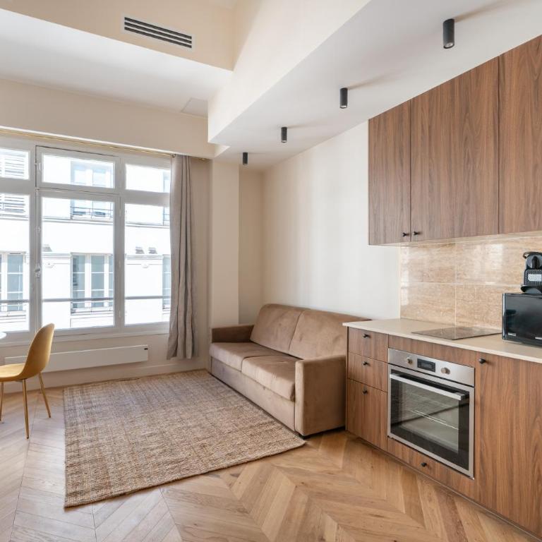 Chic Duplex for 4 in Vibrant Bastille - Appartement - 1
