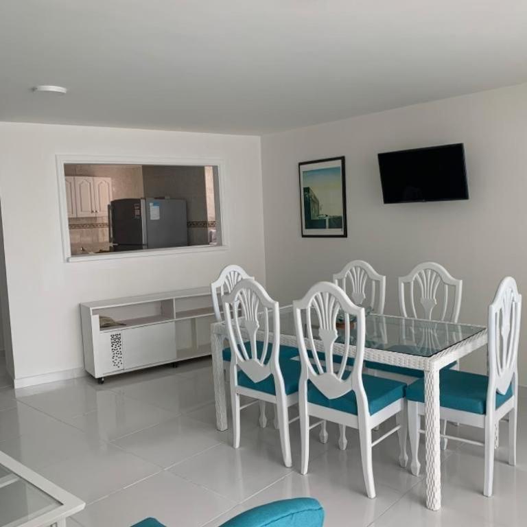 Hospedajes, Cartagena, Tours, El Laguito - Apartamento Superior con balcón - 5