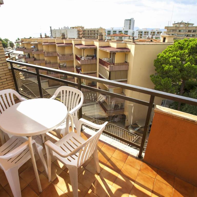 Rentalmar Bahia Dorada - Two-Bedroom Apartment - 16