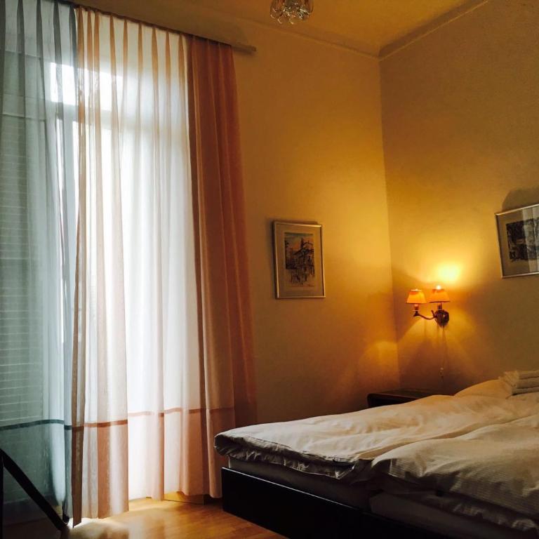 Bottega del Vino Guesthouse - Camera Doppia con Letti Singoli e Bagno in Comune - 1