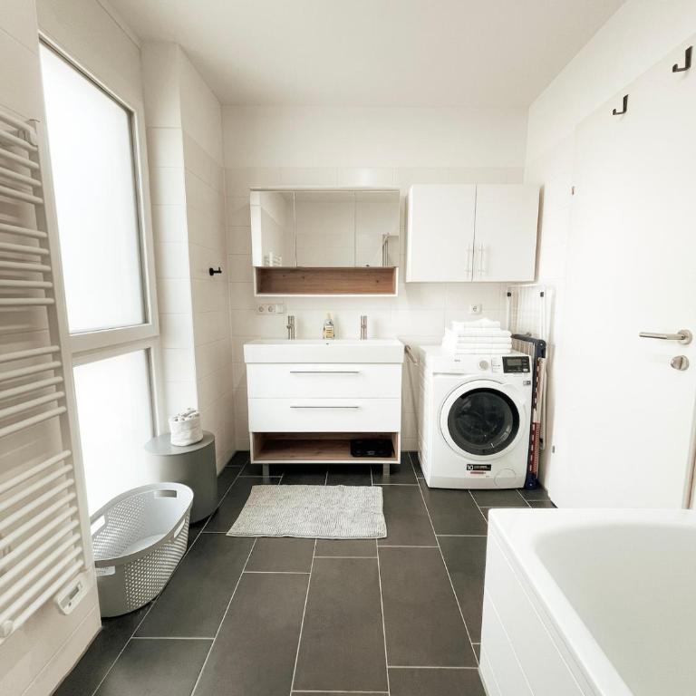Modern maisonette with big garden in Graz - Apartamento de 3 dormitorios con balcón - 13