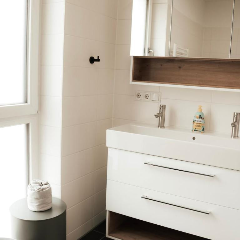 Modern maisonette with big garden in Graz - Apartamento de 3 dormitorios con balcón - 26