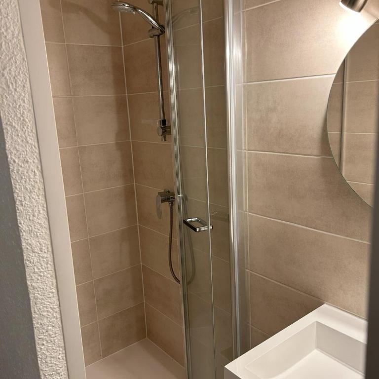 Appartement SABA - Two-Bedroom Apartment with Balcony - 7