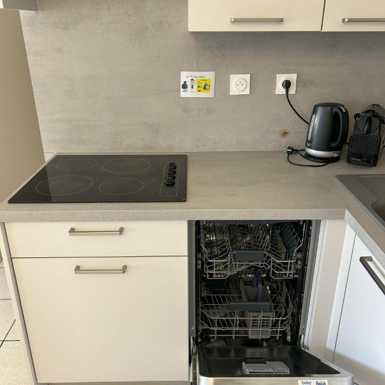 Appartement SABA - Two-Bedroom Apartment with Balcony - 6