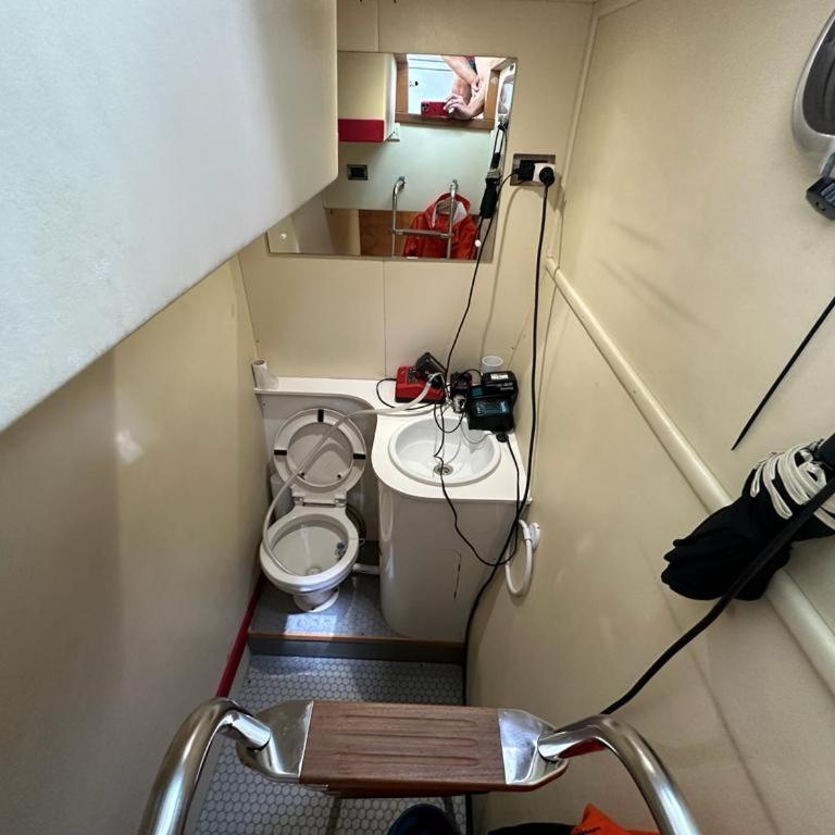 Motor Yacht Raffaelli "Bonita" - Camera Matrimoniale/Doppia con Letti Singoli con Bagno Privato Esterno - 11