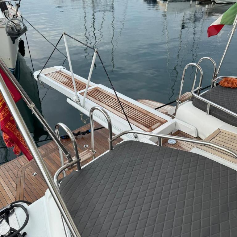 Motor Yacht Raffaelli "Bonita" - Camera Matrimoniale con Vista Mare - 5