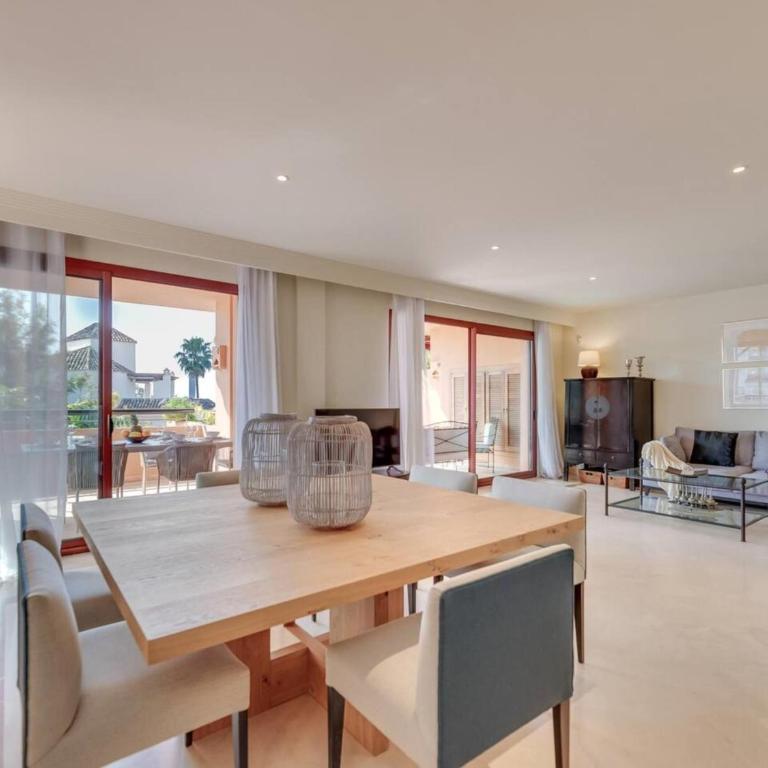 Holiday penthouse in Marbella, Beachfront - Apartamento - 4