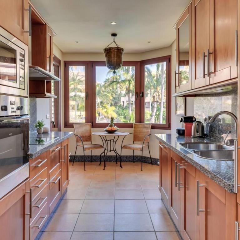 Holiday penthouse in Marbella, Beachfront - Apartamento - 8