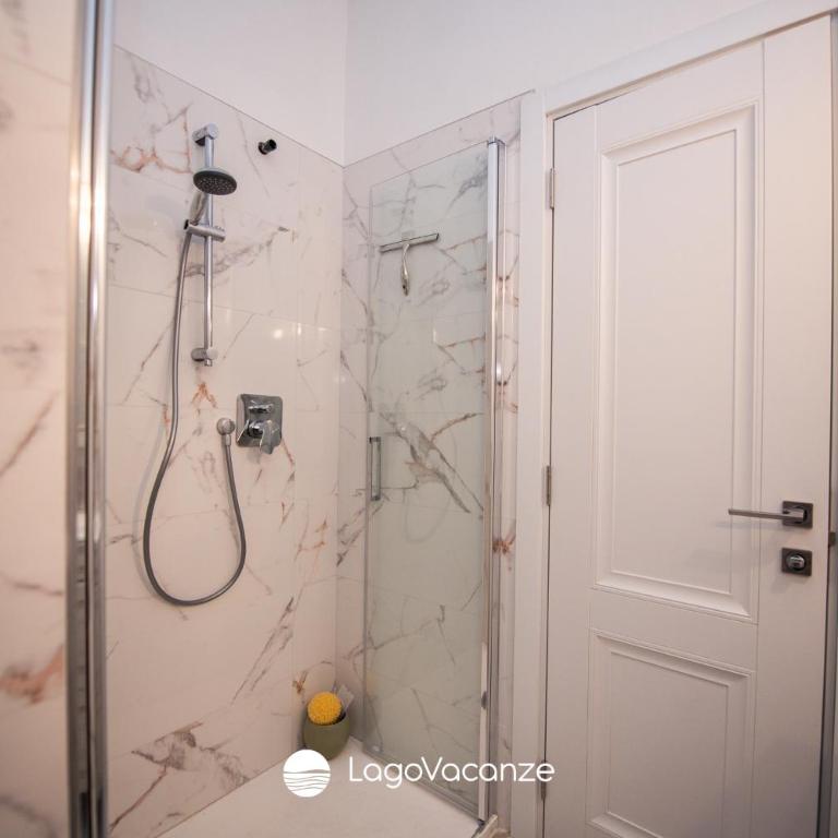 Sogni di Lago - Appartamento con 2 Camere da Letto e Vista Lago - 9