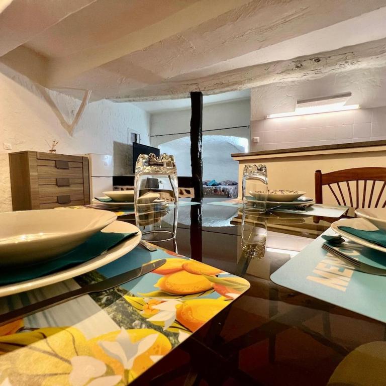 Studio-Menton vieille ville - Appartement 1 Chambre - 1