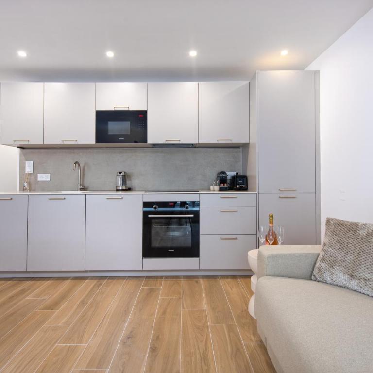 FELIX FAURE - Somptueux 3 pièces - Carré d'Or Menton - PARKING - Apartment mit 2 Schlafzimmern - 14