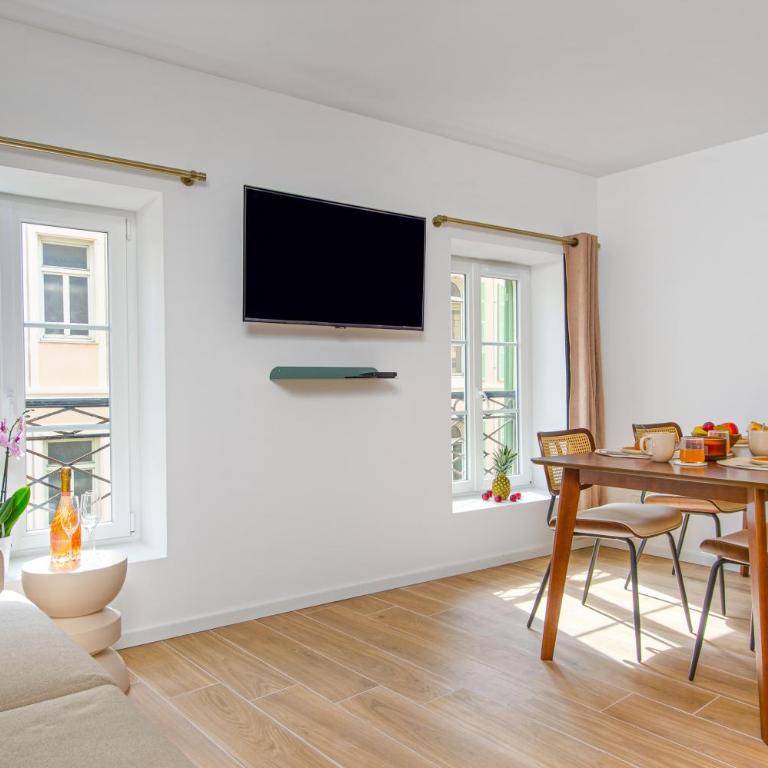 FELIX FAURE - Somptueux 3 pièces - Carré d'Or Menton - PARKING - Apartment mit 2 Schlafzimmern - 7