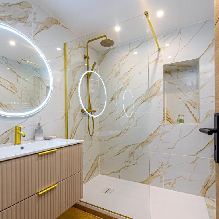 FELIX FAURE - Somptueux 3 pièces - Carré d'Or Menton - PARKING - Apartment mit 2 Schlafzimmern - 5