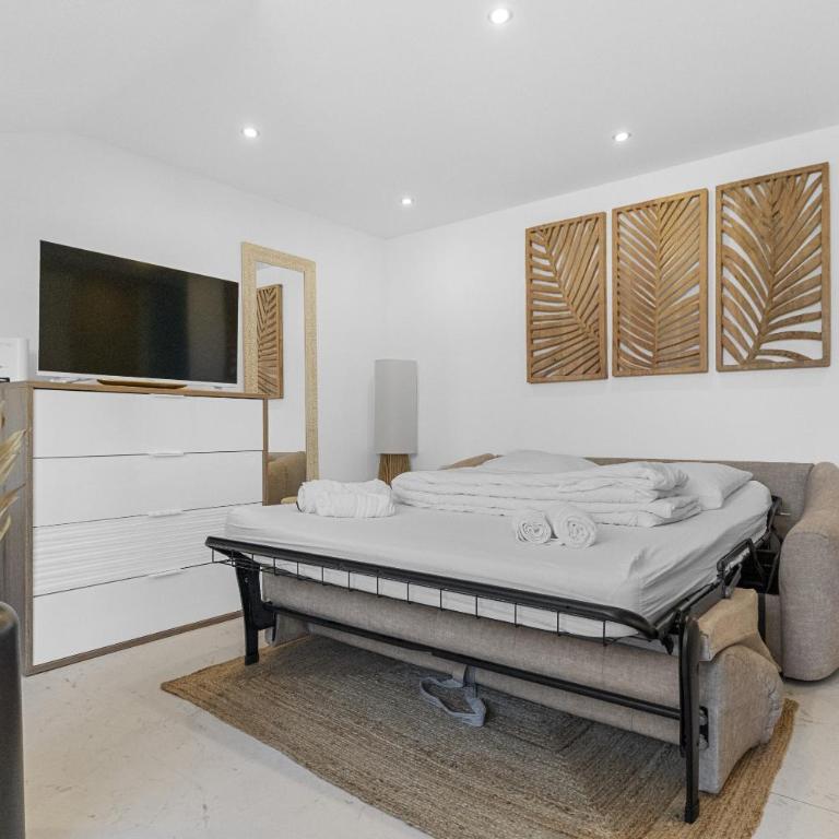 Studio V - à 2 min du Palais - Hypercentre - Calme - Appartement 1 Chambre - 8