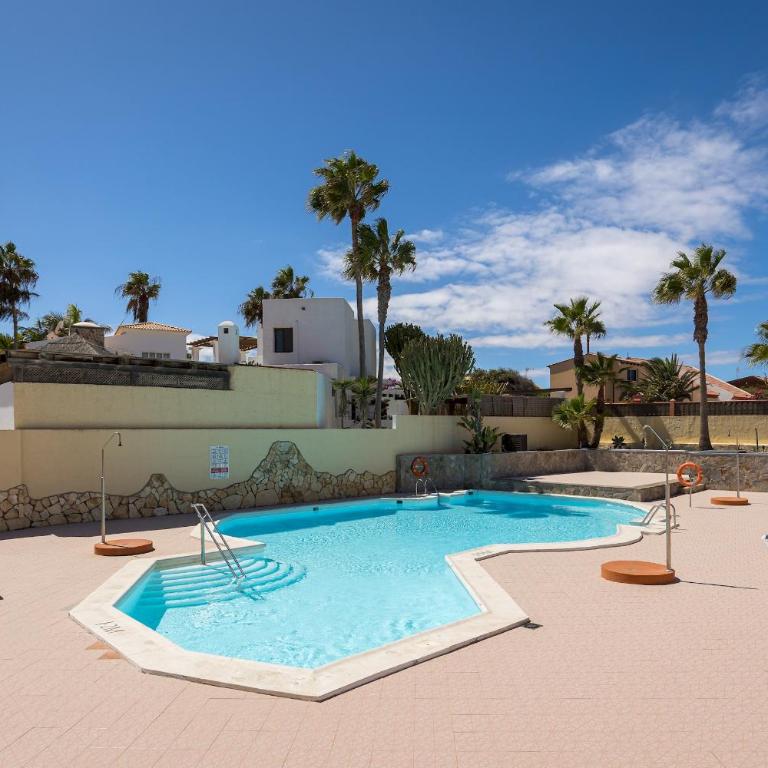Home2Book Apt in Corralejo with Pool Terrace - Two-Bedroom Apartment - 17