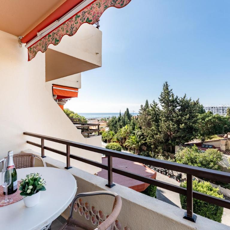 MalagaSuite Duquesa Beach - Apartamento de 2 dormitorios con terraza y vistas al mar - 10