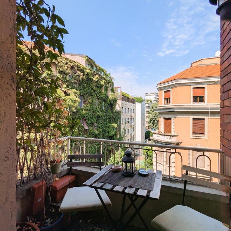 Charming studio apartment with balcony - Porta Romana - Appartamento con 1 Camera da Letto - 7