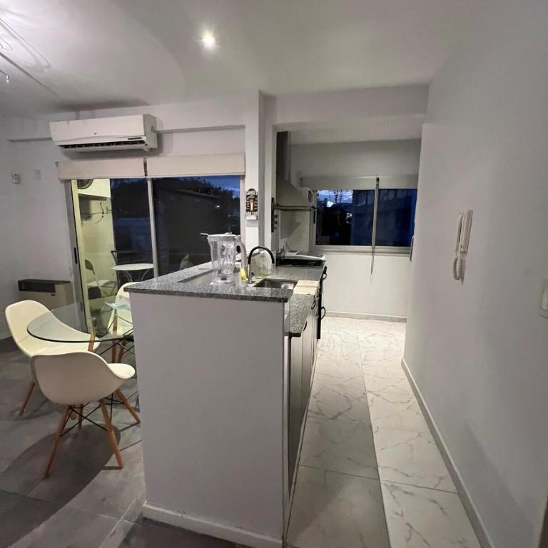 An area close to trendy bars and restaurants - Apartamento de 1 dormitorio - 17