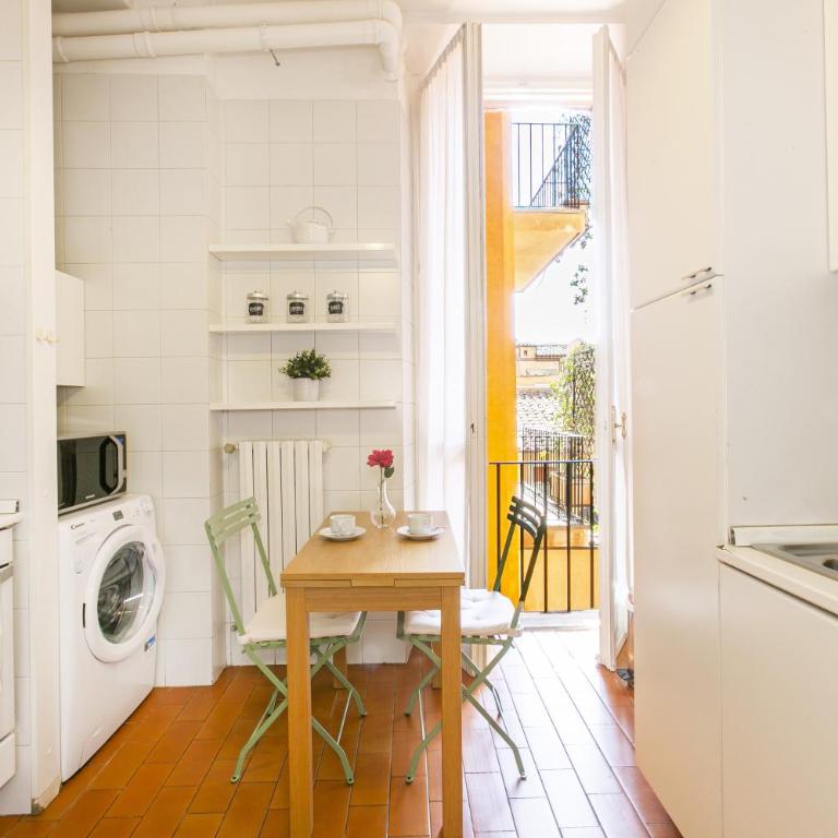 Rome Central Suite via Vittoria - Appartamento Deluxe con 2 Camere da Letto e Balcone - 5