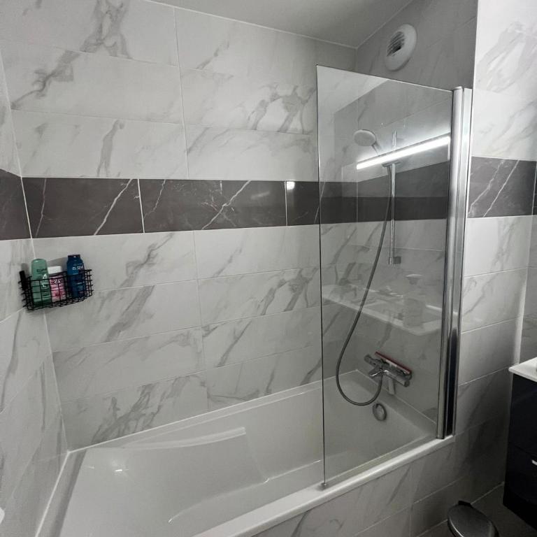 Les Voiles Blanches 126 By Avecoeur - Appartement 2 Chambres - 22