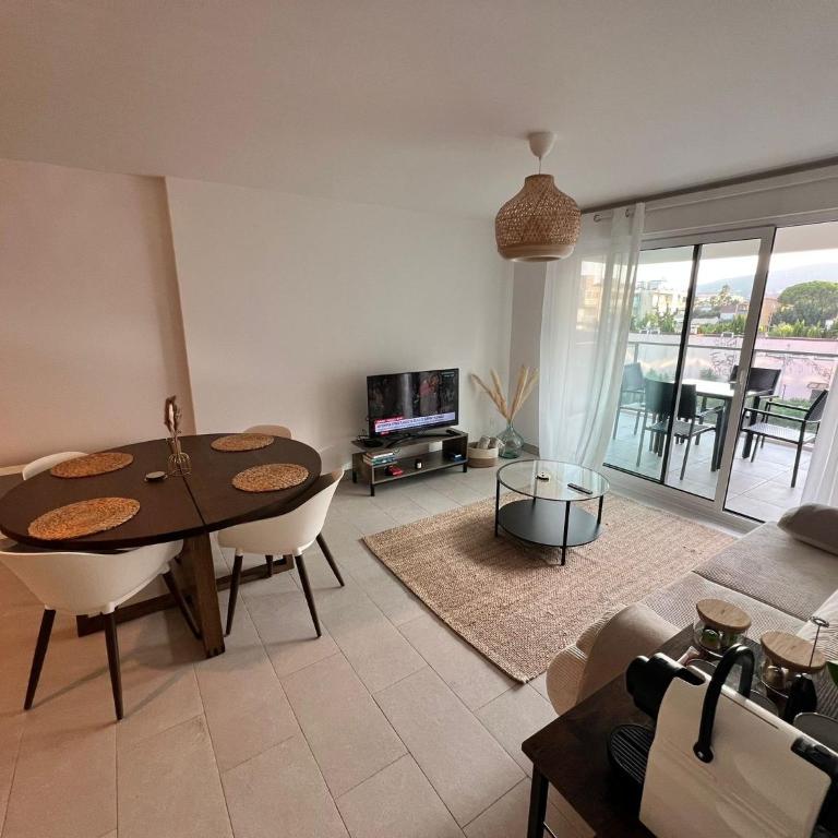 Les Voiles Blanches 126 By Avecoeur - Appartement 2 Chambres - 34