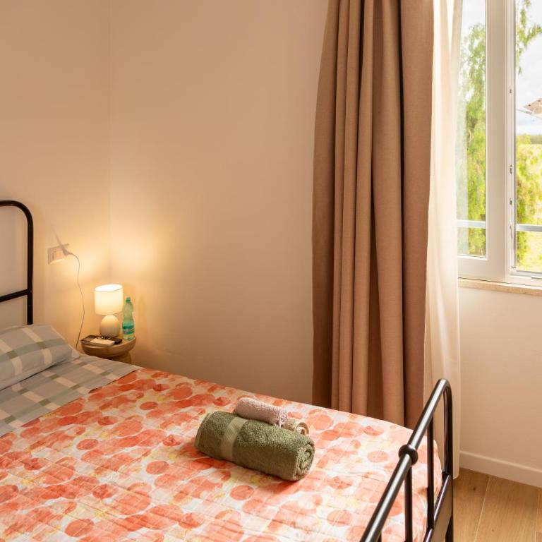 MARIS - Alghero Airport Bedrooms - Camera Quadrupla con Vista Giardino - 3