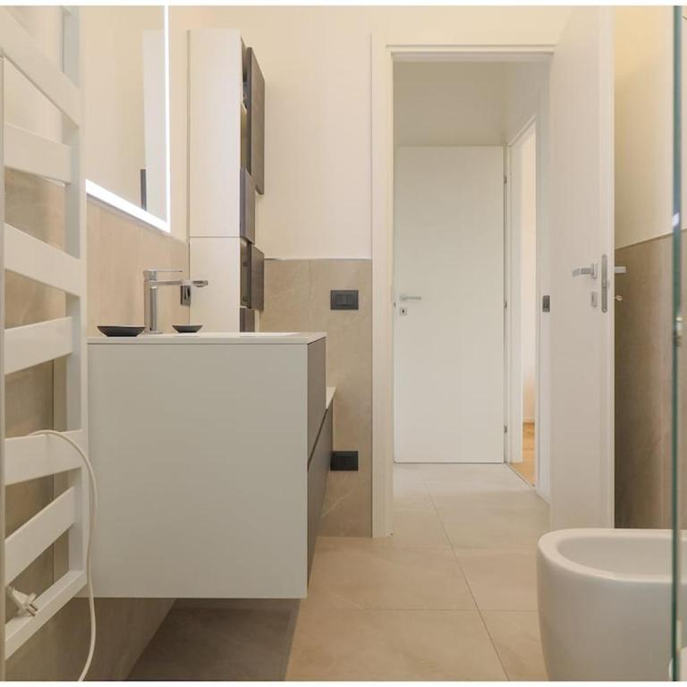 Domus Vittorio Gran Madre View FREE WI-FI - Appartamento con 1 Camera da Letto - 18
