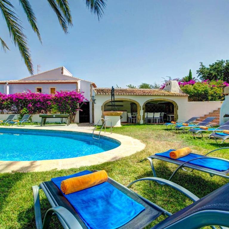Villa Cau by Villa Plus - Villa - 4