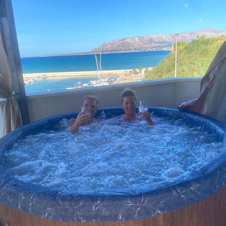 Baia Marina Suite with private jacuzzi - Villa con 2 Camere da Letto - 2