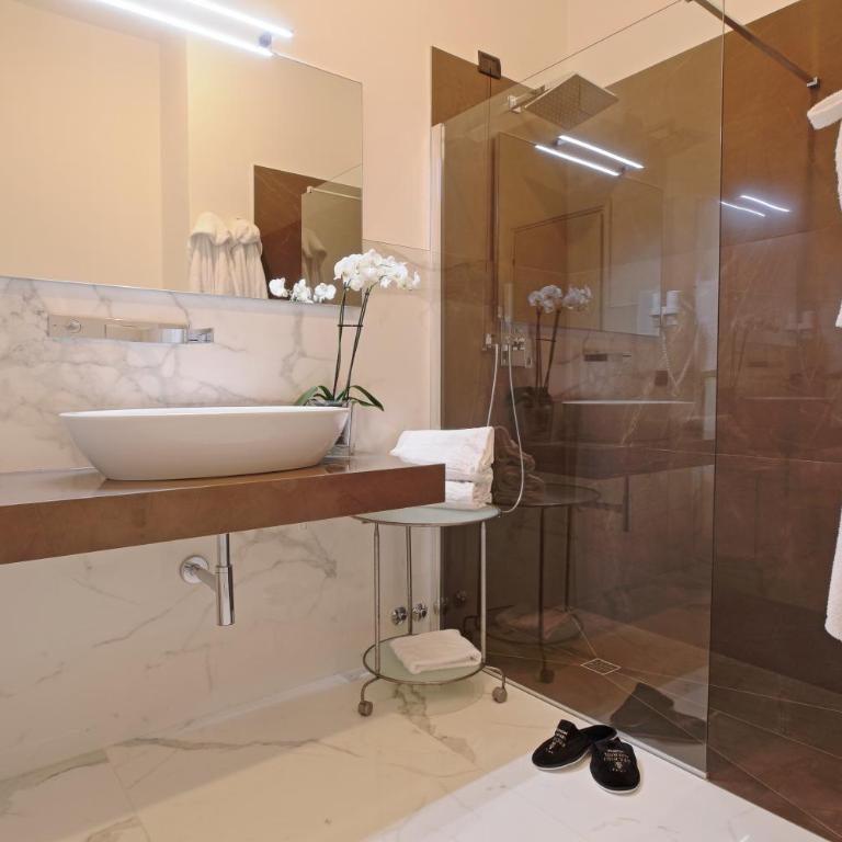 Rechigi Park Hotel - Junior Suite - 4