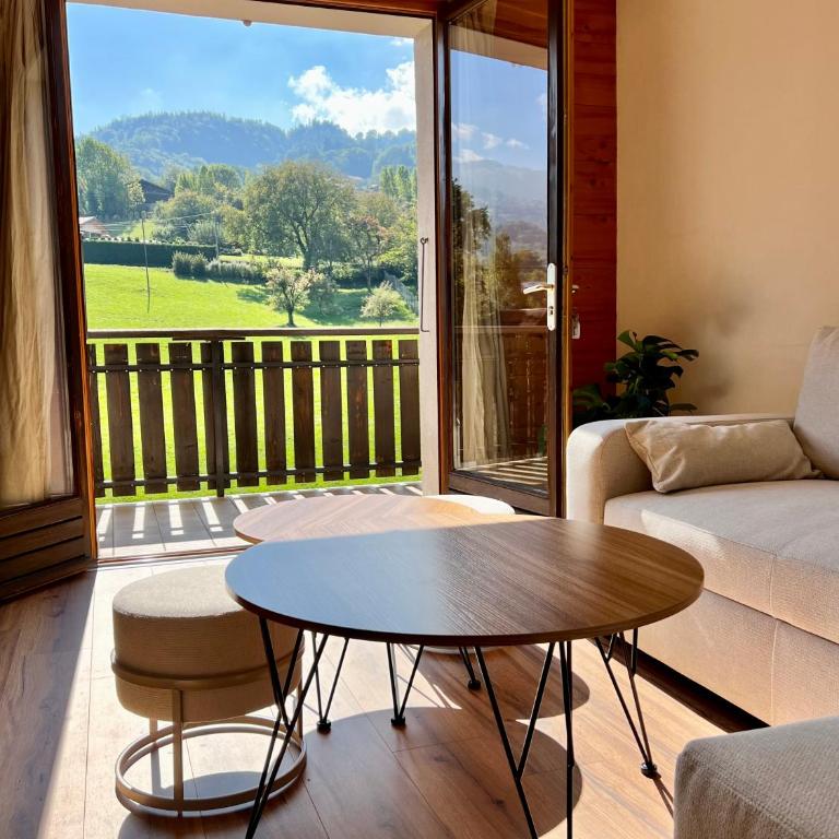 Appartement Champêtre - Terrasse, Vue & Parking by AlpenlySallanches - Appartement 2 Chambres avec Balcon et Terrasse - 21