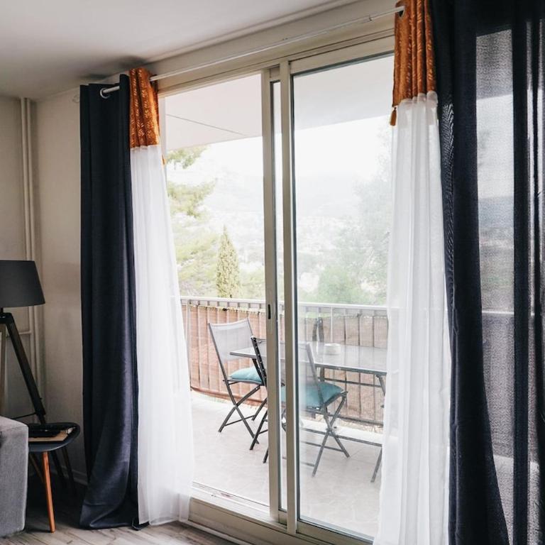 Panorama Méditerranéen Vue exceptionnelle sur le Mont Caume et Faron 3 chambres 69m2 - Appartamento con 3 Camere da Letto - 5