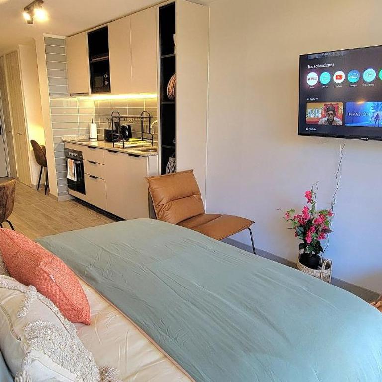 Rbk Studio nuevo a pasos de Club Hípico - One-Bedroom Apartment - 1