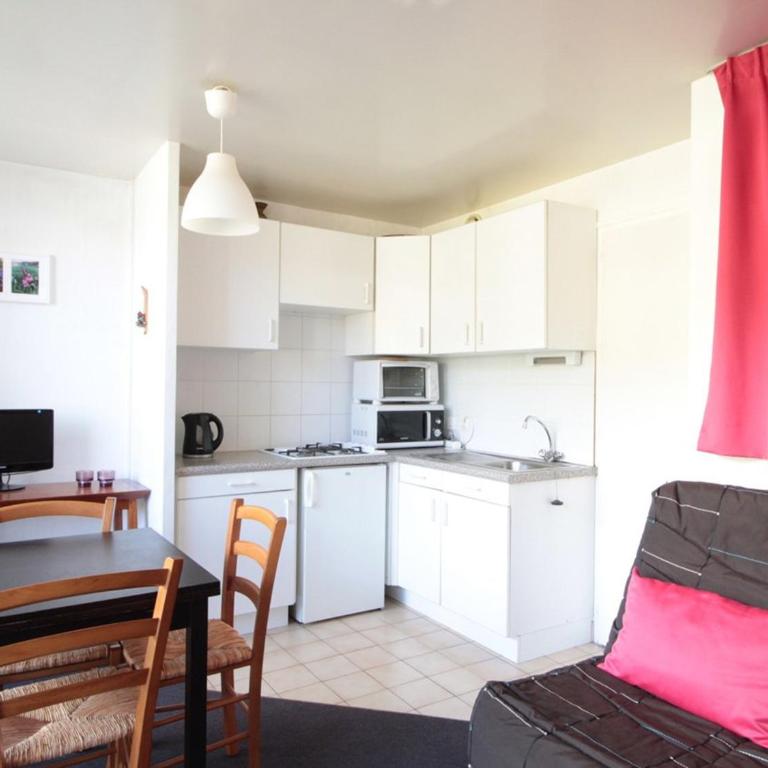 Studio 4 pers, cabine, Les Carroz, proche pistes - FR-1-572-95 - Studio - 1