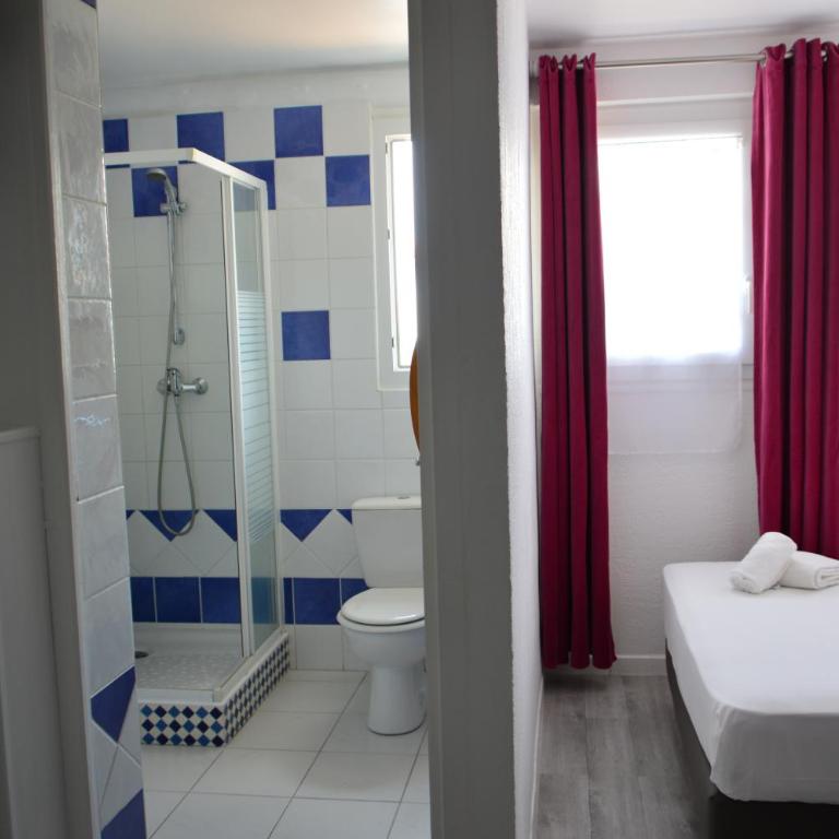 Le Castelet - Chambre Triple Standard - 3