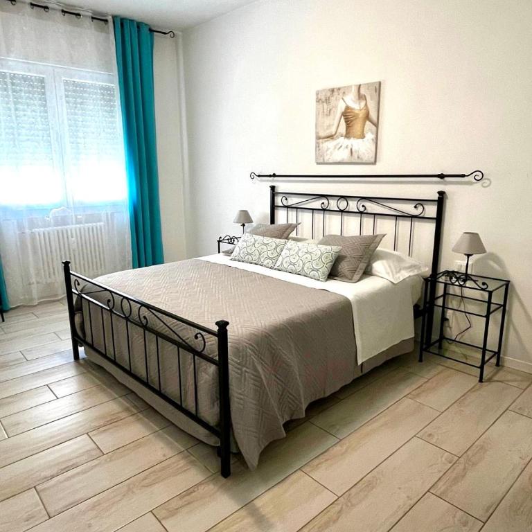 Yaya's House - Venice - Two-Bedroom Apartment - 1