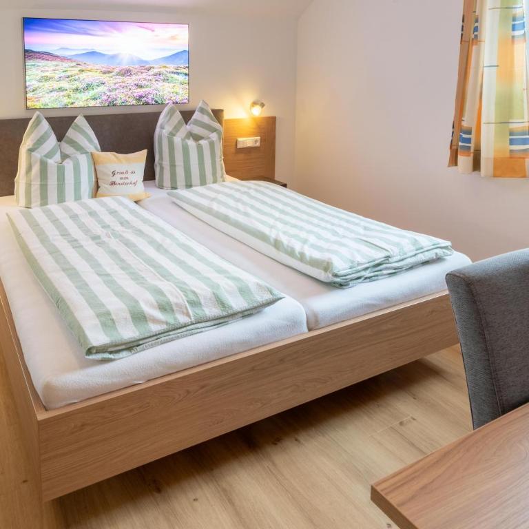 Binderhof - Doppelzimmer mit eigenem Bad - 5