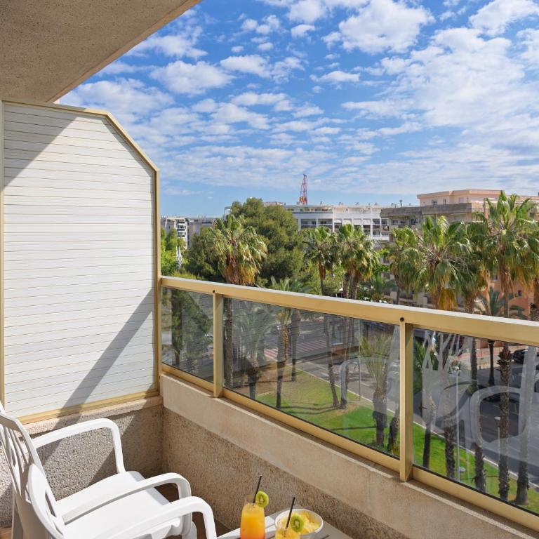 H10 Salou Princess - Habitación Doble (2 adultos) - 2 camas - 6