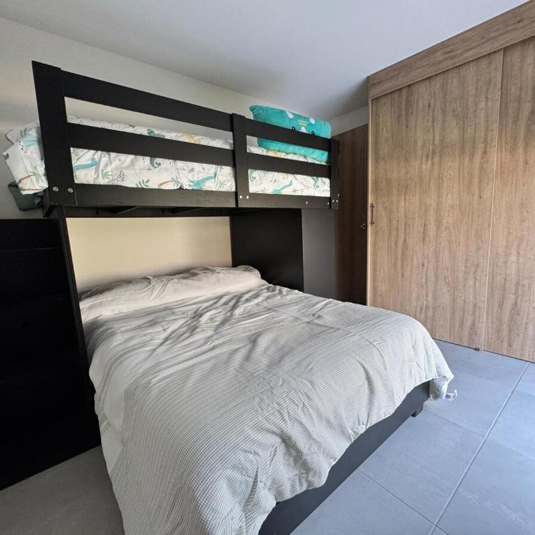 Hermoso Departamento Comodo y moderno - Two-Bedroom Apartment - 16