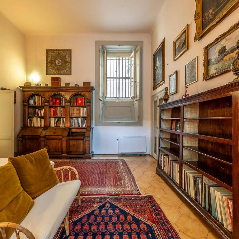 Charm and History in Brescia Center - Dogeshouse - Two-Bedroom Apartment - 16