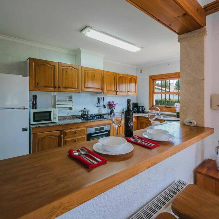 Villa Enzo by Villa Plus - Villa - 10