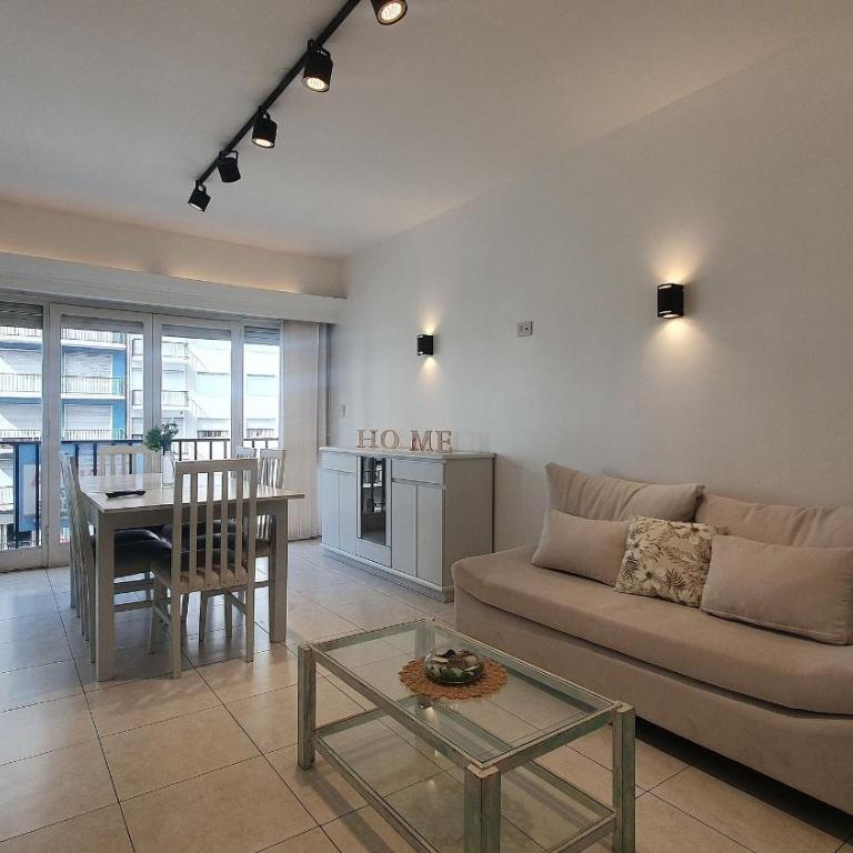 3 ambientes c/dependencia con vista a Plaza Colón - Apartamento - 2