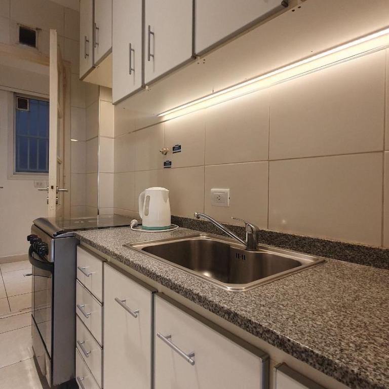 3 ambientes c/dependencia con vista a Plaza Colón - Apartamento - 8