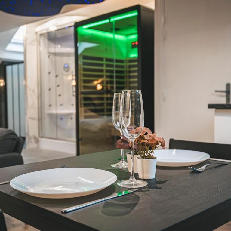 Loft Spa Sauna Hammam Hydromassage - One-Bedroom Deluxe Apartment - 28