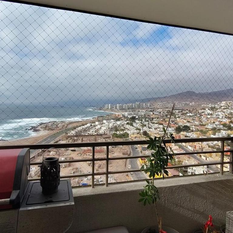 Oceana Suites Sunset Valley - Three-Bedroom Apartment with Sea View - 22
