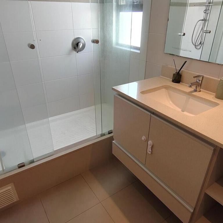 Oceana Suites Sunset Valley - Three-Bedroom Apartment with Sea View - 37